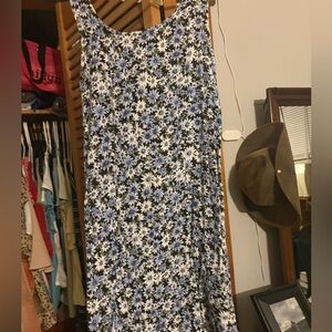 Aerie Blue and White Floral dress